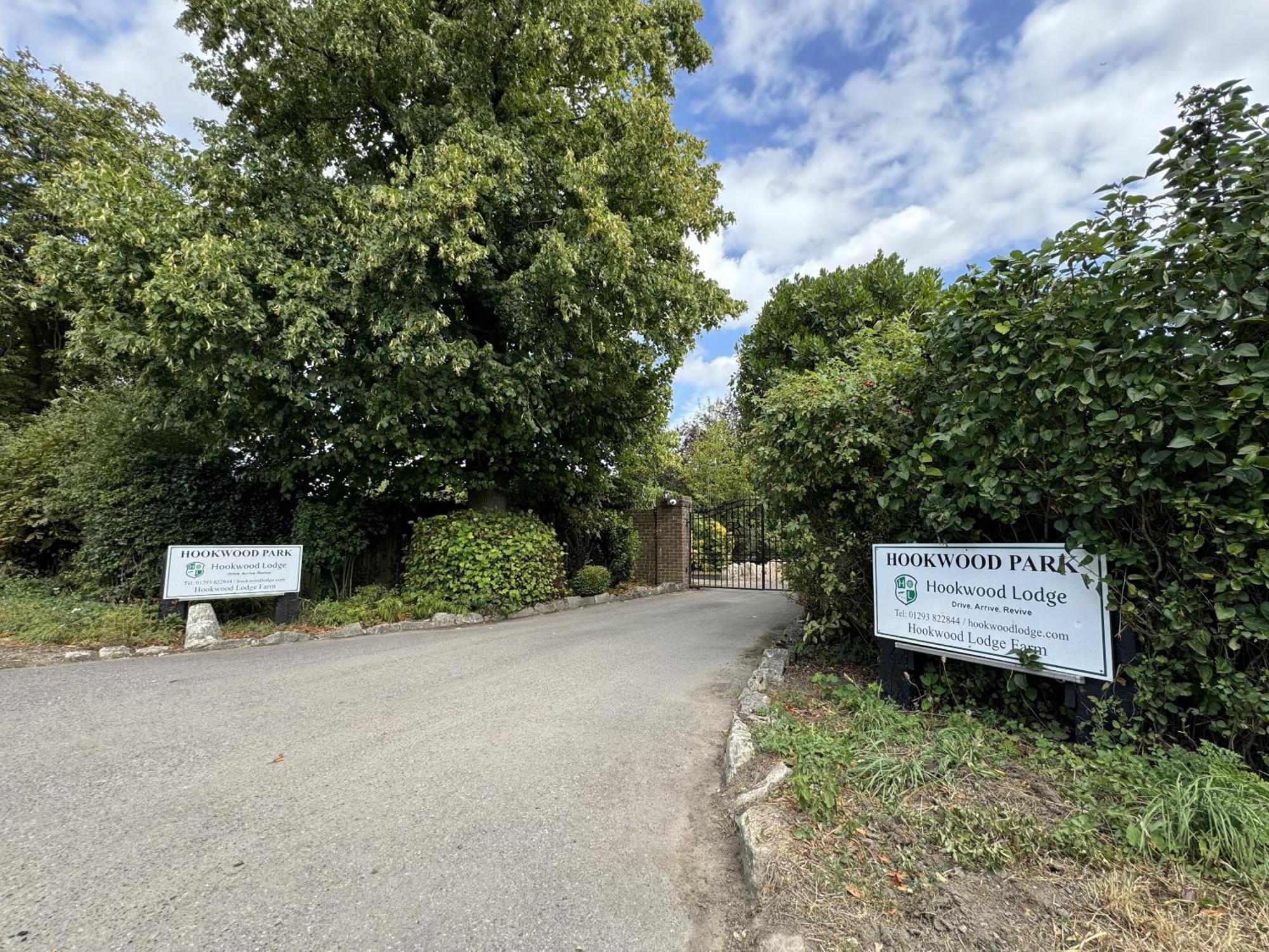 Hookwood Lodge London Gatwick Horley Exterior foto