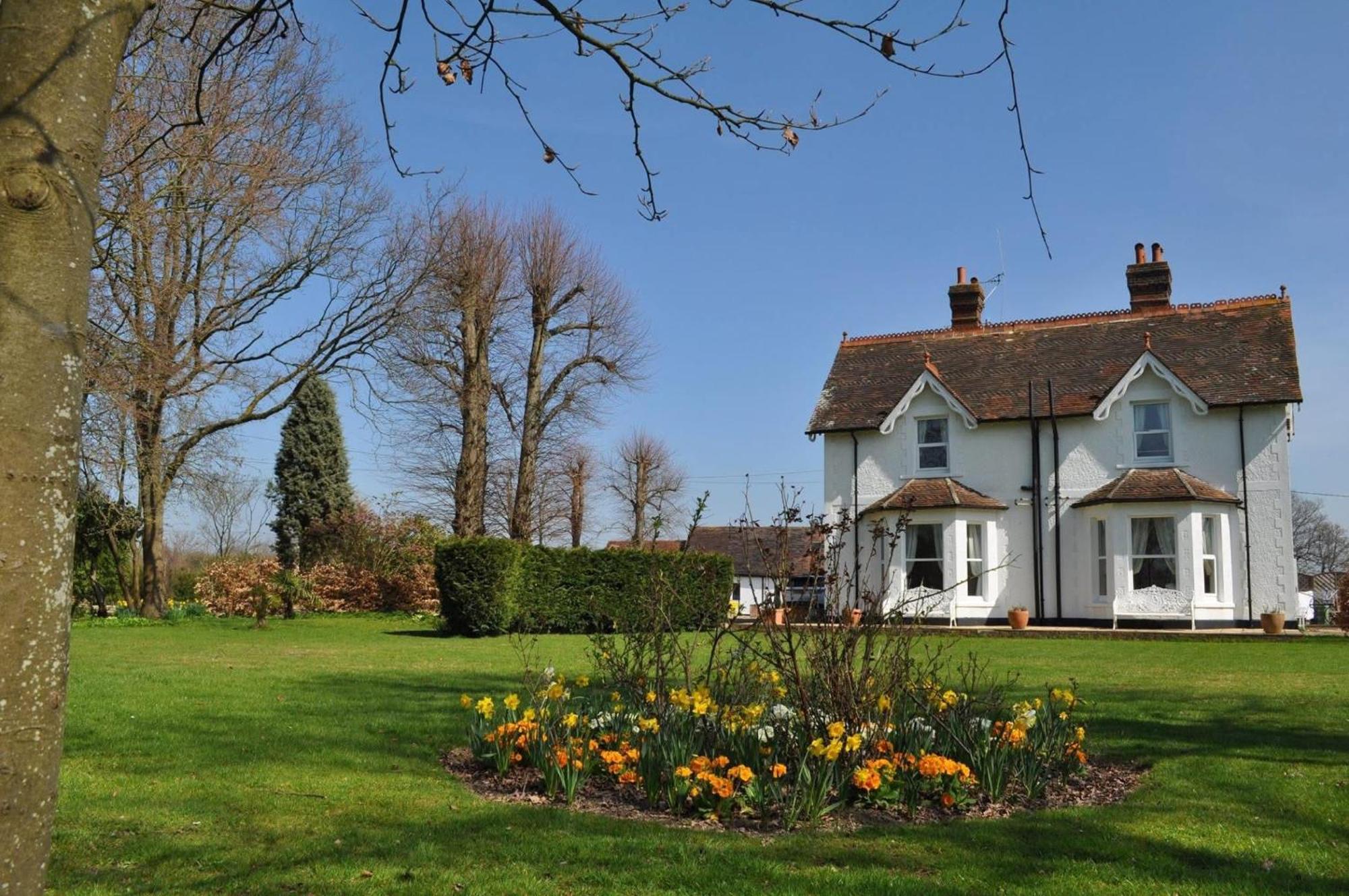 Hookwood Lodge London Gatwick Horley Exterior foto
